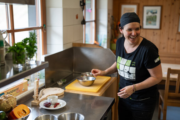 Johanna in der Küche